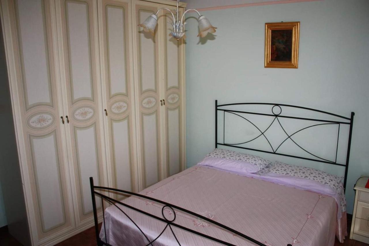 B&B Mamma Ari Fermo Buitenkant foto