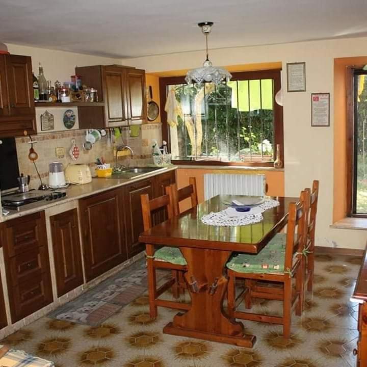 B&B Mamma Ari Fermo Buitenkant foto
